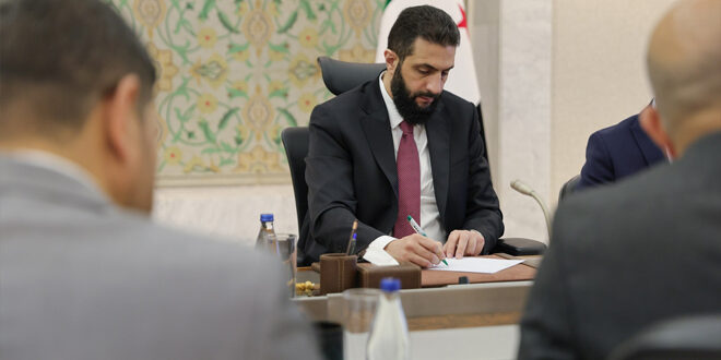 President al-Sharaa discusses with Minister of Emergency and Disasters’ Management the ministry’s work plans for coming period