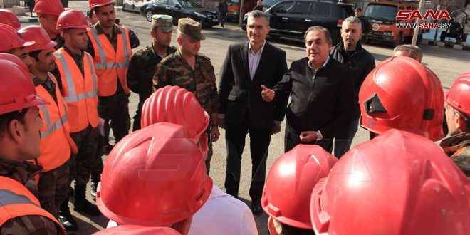 Homenajeados cuadros de la Brigada de Bomberos y de Defensa Civil por sus esfuerzos