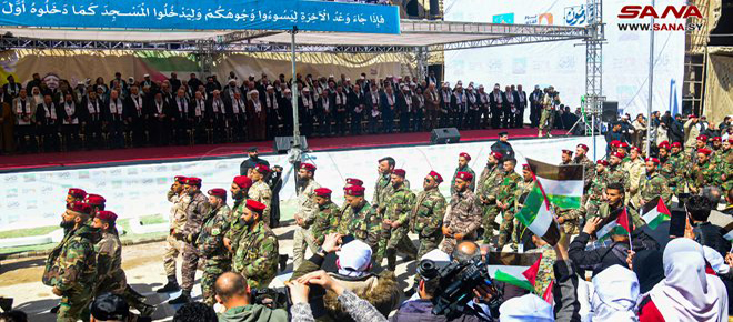 Siria conmemora el Día Internacional de Jerusalén con desfile en campamento de refugiados palestinos