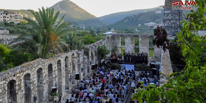 Inicia festival “Eco de la Mora y la Seda” en Tartous