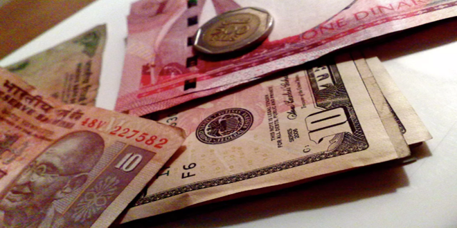 La desdolarización cobra impulso: la India renuncia al dólar en el comercio con los EAU