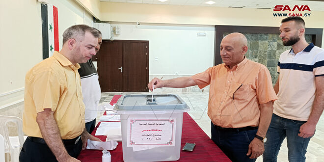 آغاز رای گیری انتخابات نمایندگان مجلس خلق برای چهارمین دوره قانونگذاری در استان ها