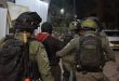 כוחות הכבוש עצרו פלסטיני אחד והרסו ביית בעיר אלקודס