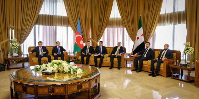 Dışişleri Bakanı Ve Azerbaycan Başbakan Yardımcısı, İki Ülke Arasındaki İkili İlişkileri Görüştü