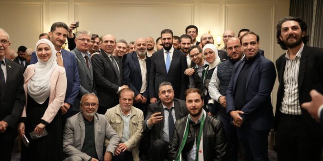 Cumhurbaşkanı Ahmed El Şara, Paris’te Suriye Toplumuyla Bir Araya Geldi